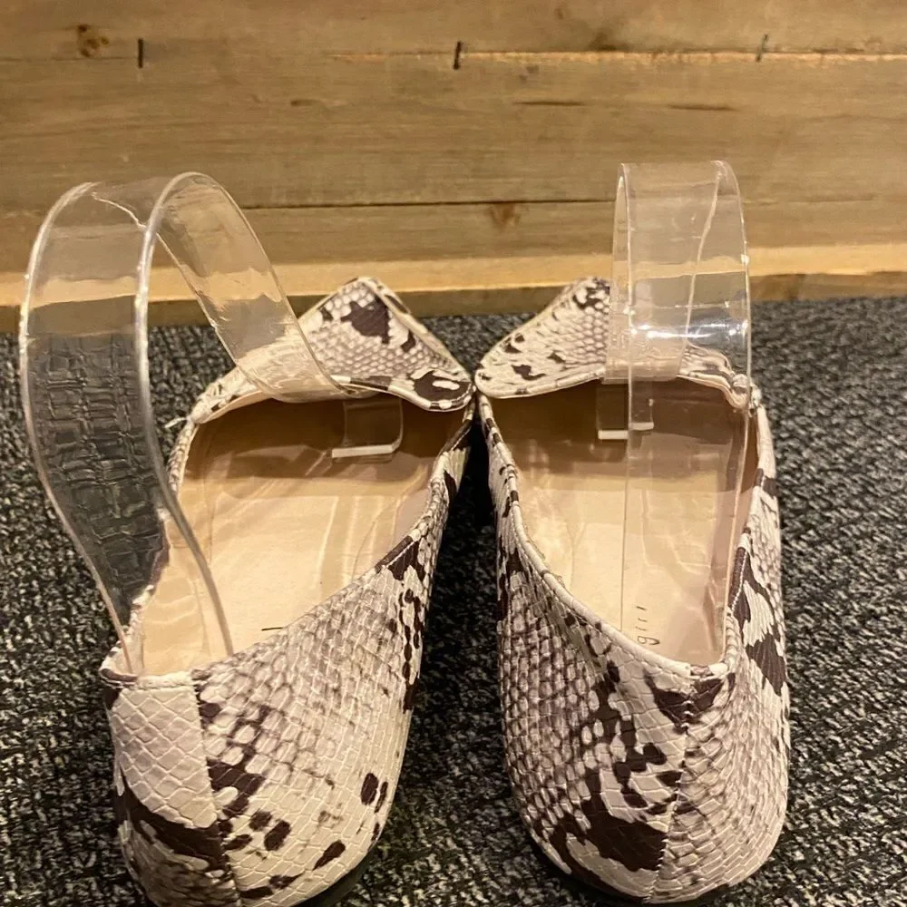 ✅Madden Girl Snake Print Pointed Toe Flats